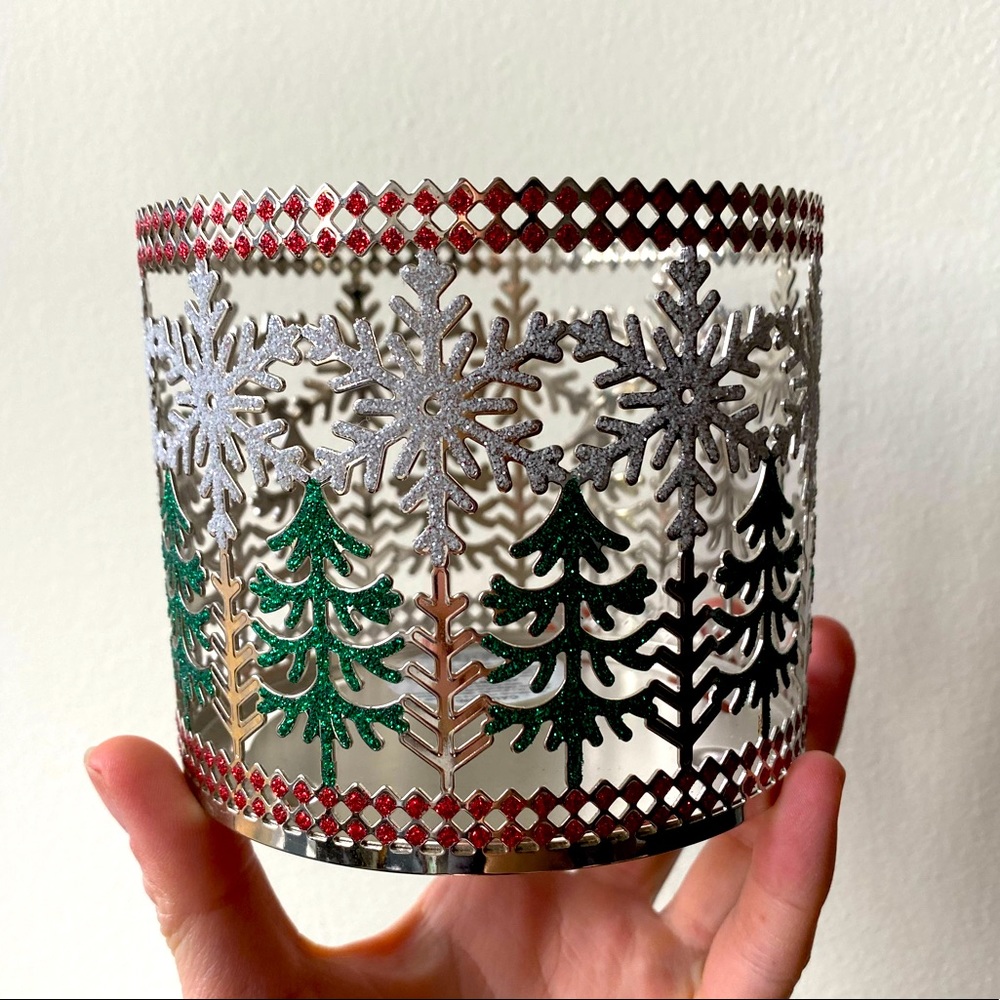 2 holiday Bath&Body Works candle holders